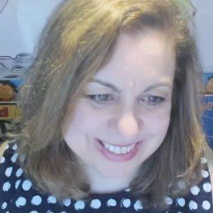 Meet your Posher, Mounira